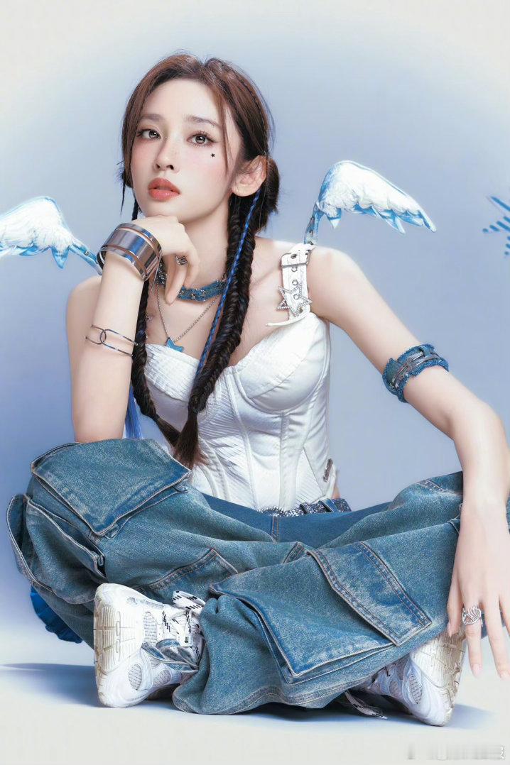 唐艺昕拒绝过很多喜欢的角色唐艺昕曾想过退圈从犹豫纠结到萌生退意，唐艺昕独自熬过了
