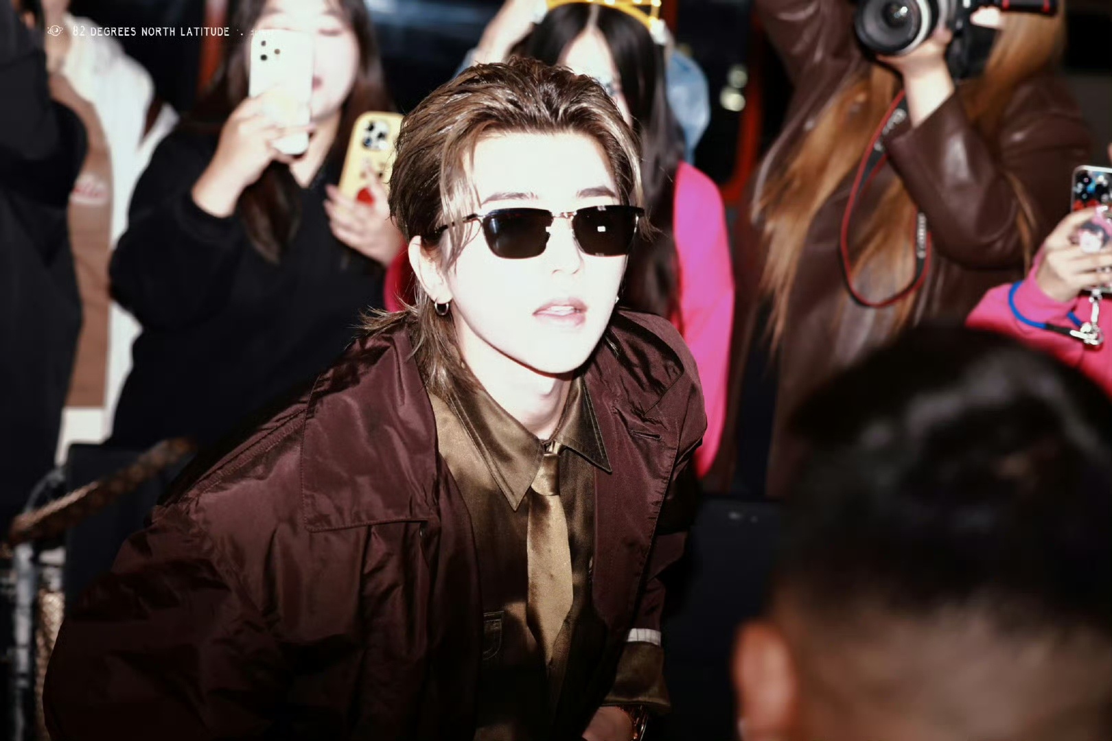 67套超季穿搭+高奢品牌青睐不断，从顶刊超季造型到全球代言，他以独特气质契合品牌