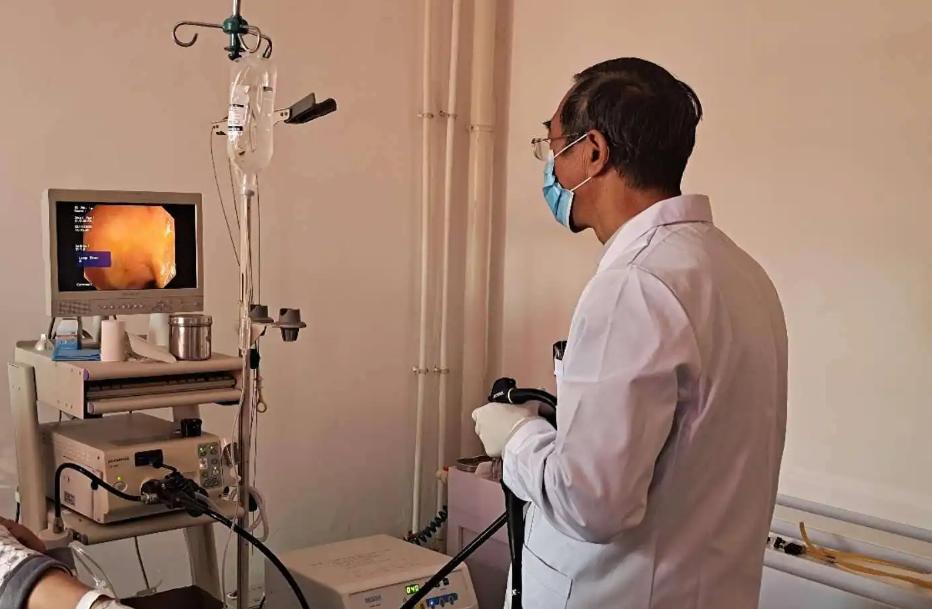 男子频繁腹泻，反复检查肠镜正常，直到换了检查项目：是癌王

