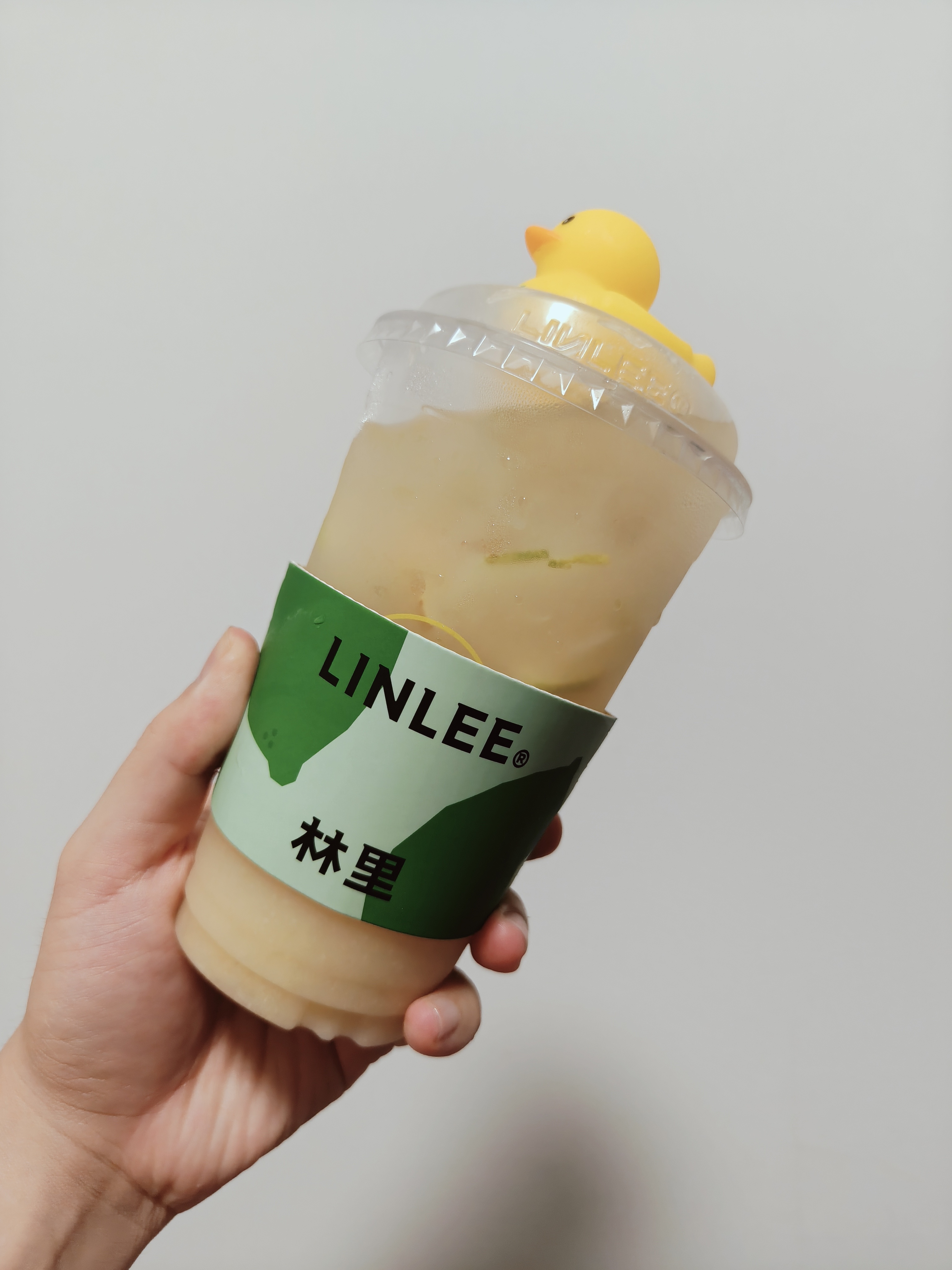 林里的黄皮真好喝