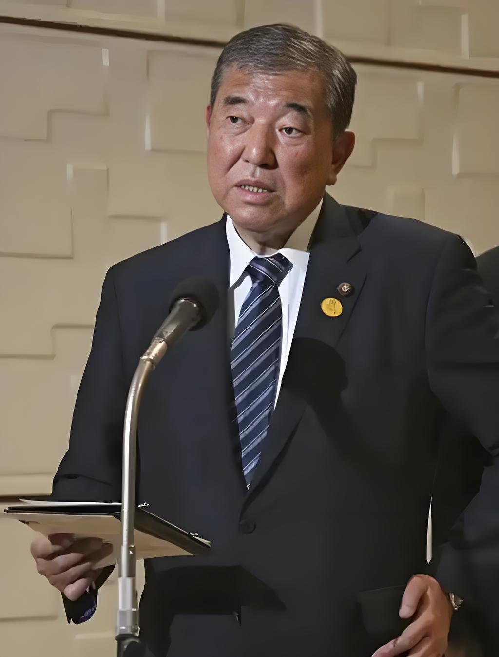 石破茂说: 日本明知道打不过美国但仍然要打。这言外之意就是，你不试试看怎么知道不