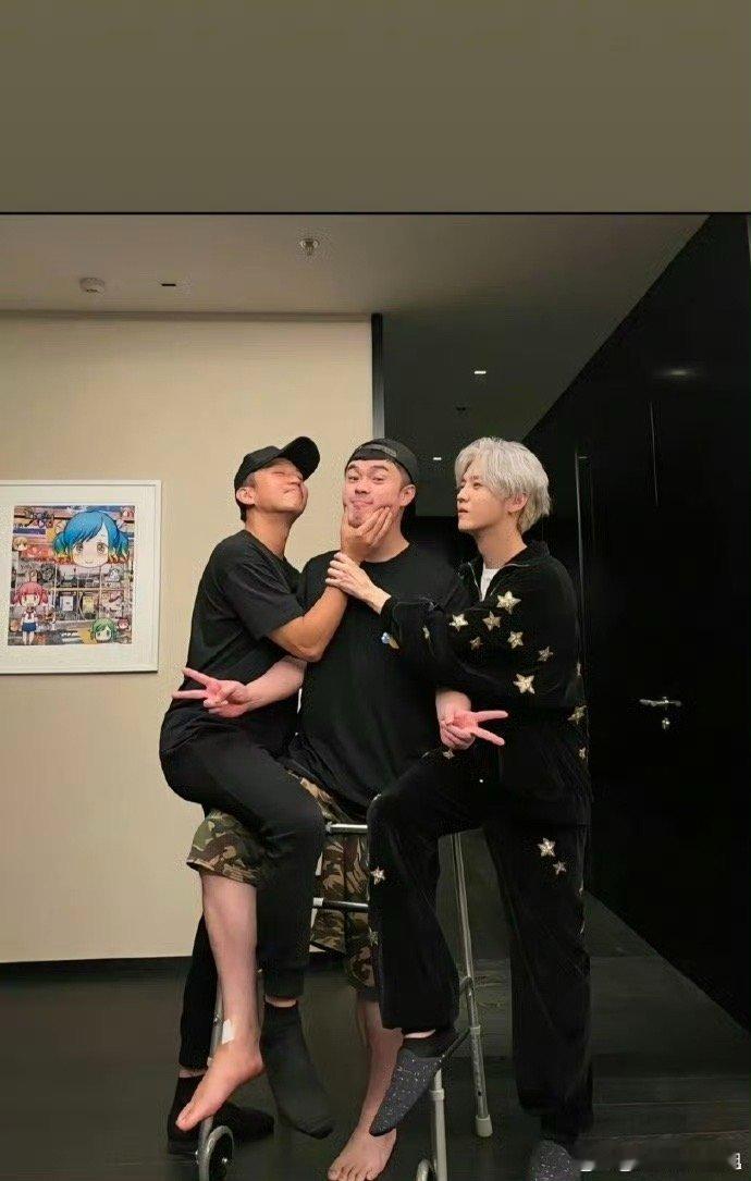 陈赫让鹿晗帮买两份小龙虾我不用代购小龙虾，只希望让我成功的抢到鹿晗武汉演唱会的票