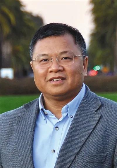 要么离婚，要么跟我回国，这是一个英国籍中国男人给妻子的最后通牒。他叫黄大年，是我