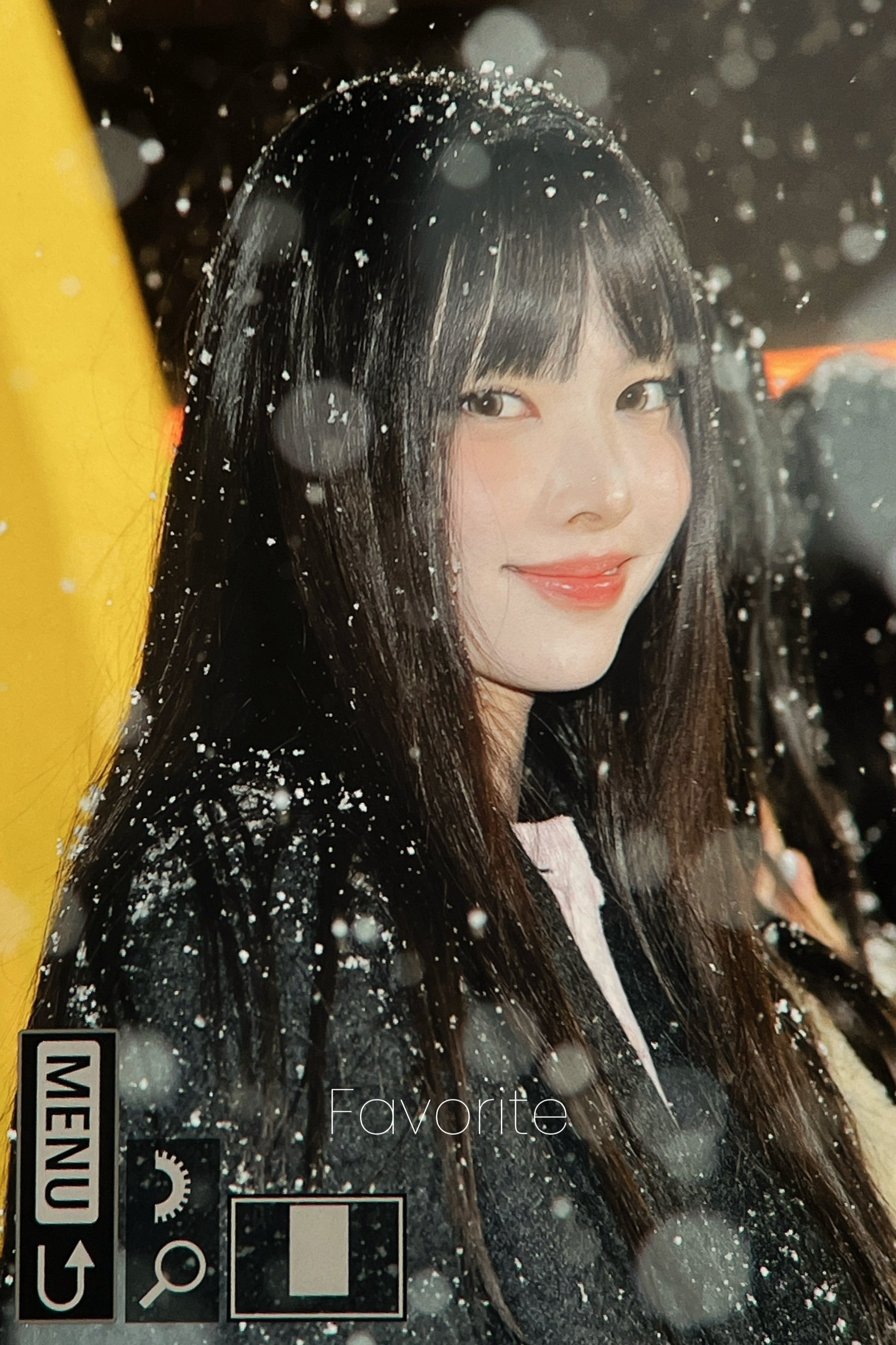 ILLIT 首尔初雪 ❄️🧣🎄🍫 