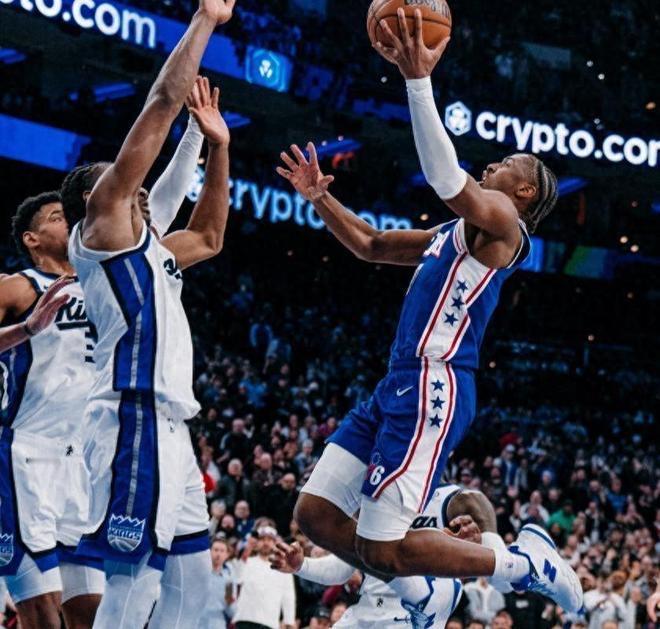 马克西贡献绝杀无缘今日最佳，弗拉格一战创NBA记录～

今日八场比赛，多人贡献精