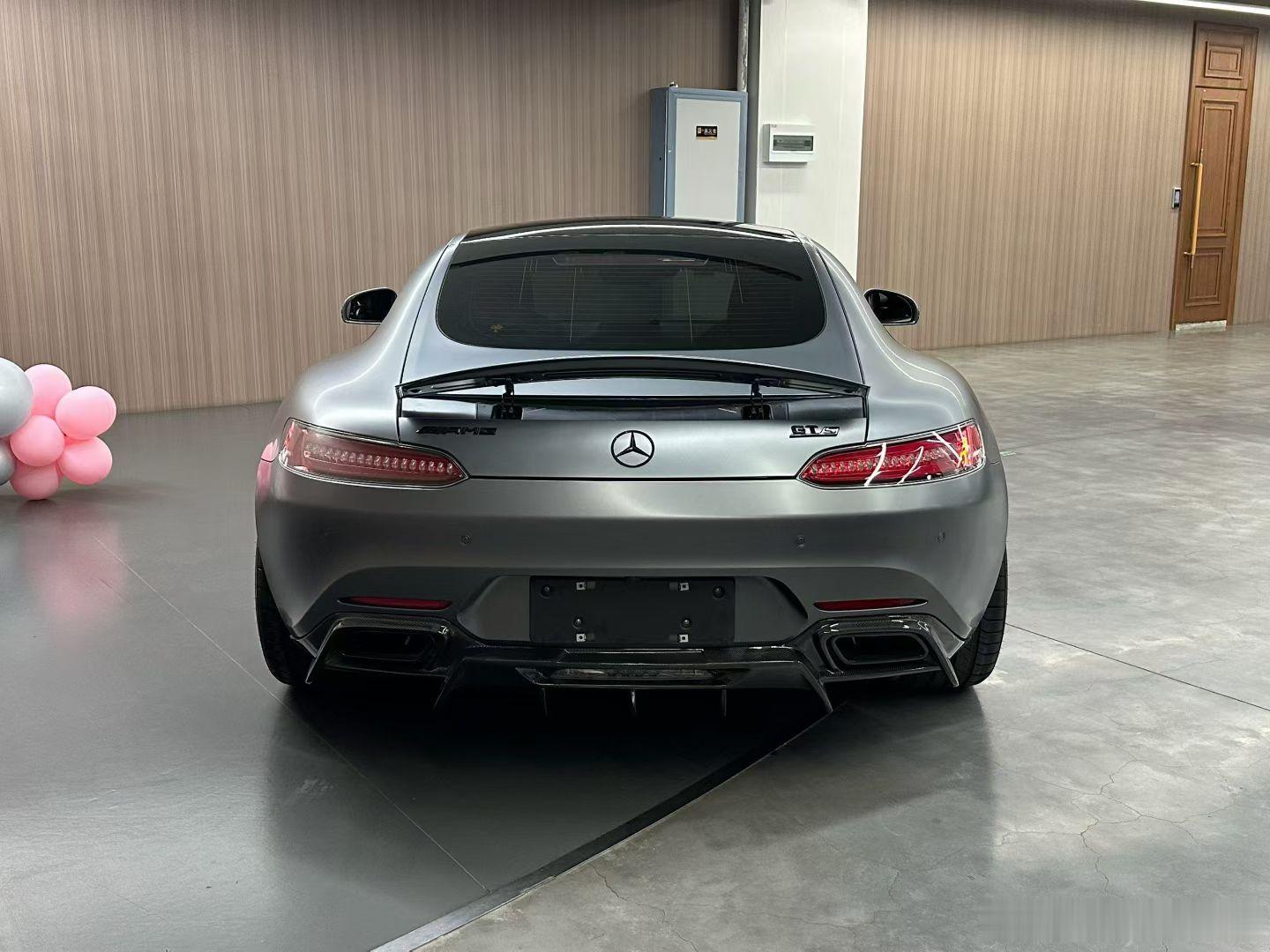 16年 奔驰AMG  GT  原厂磨砂色 仅行驶8000多公里！ 