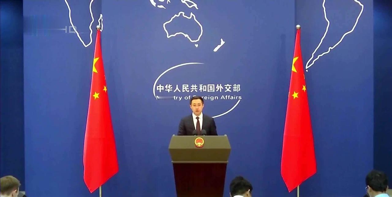就在刚刚
中国外交部突然痛斥！
台当局竟称大陆海警船干扰日方舰机和渔船，外交部驳