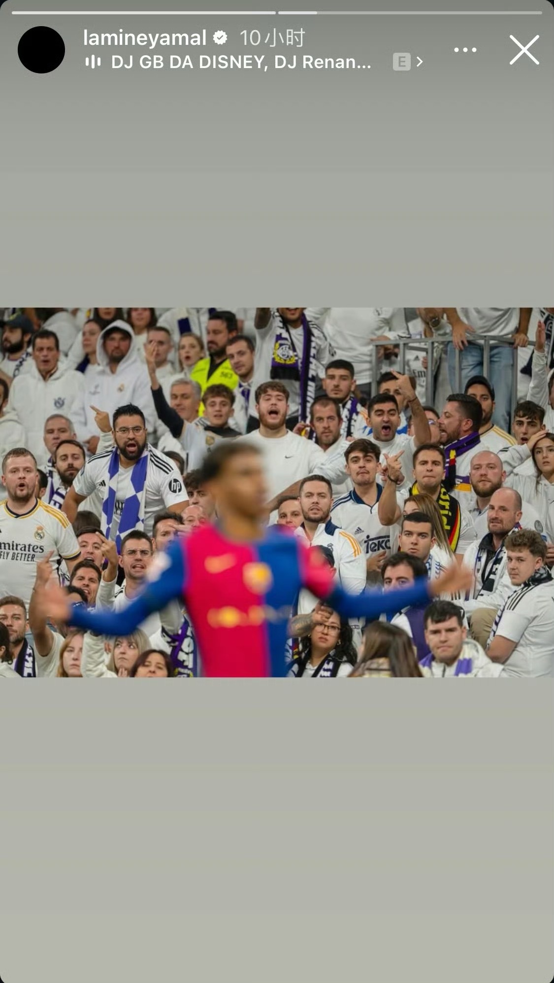 皇马2比1巴萨怎么总爱赛前就给自己开香槟呢[微笑]皇马vs巴萨 ​​​