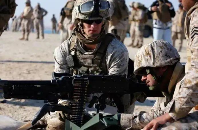 乌克兰征兵征到美国头上：无家可归的美国人，泽连斯基要你们参战

自俄罗斯改变对乌