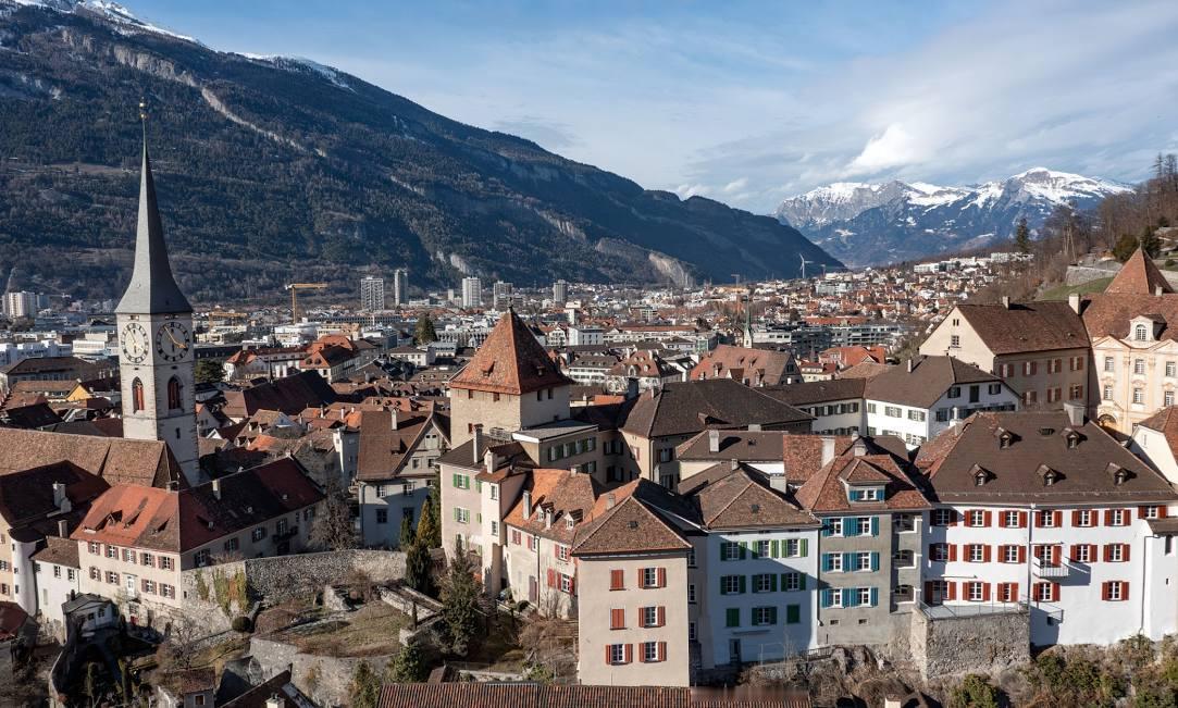 瑞士🇨🇭东部Chur 靠近阿尔卑斯山区（靠近奥地利，意大利）图来自网络 