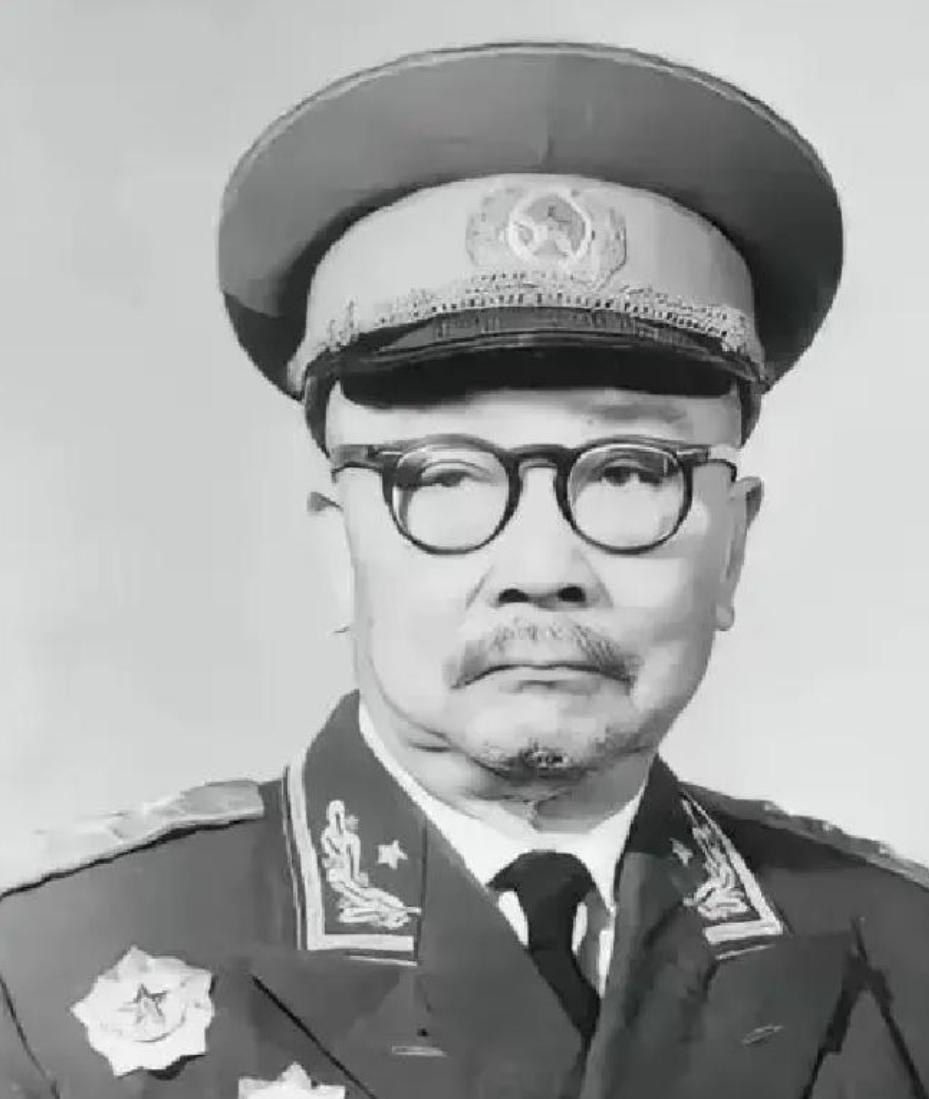 1943年延安：出卖数十名同志的叛者缪庄林，路过延安与李克农促膝长谈许久，李克农