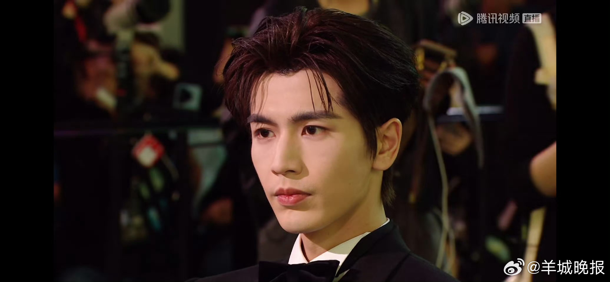 【#星光大赏内场#男明星状态，谁的状态最佳】12月21日，腾讯视频星光大赏在海南