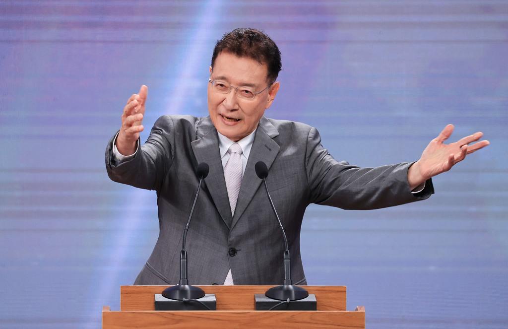 赵少康确实口才了得，直击绿营痛处！国民党副手候选人赵少康在今天的“大选”副手候选