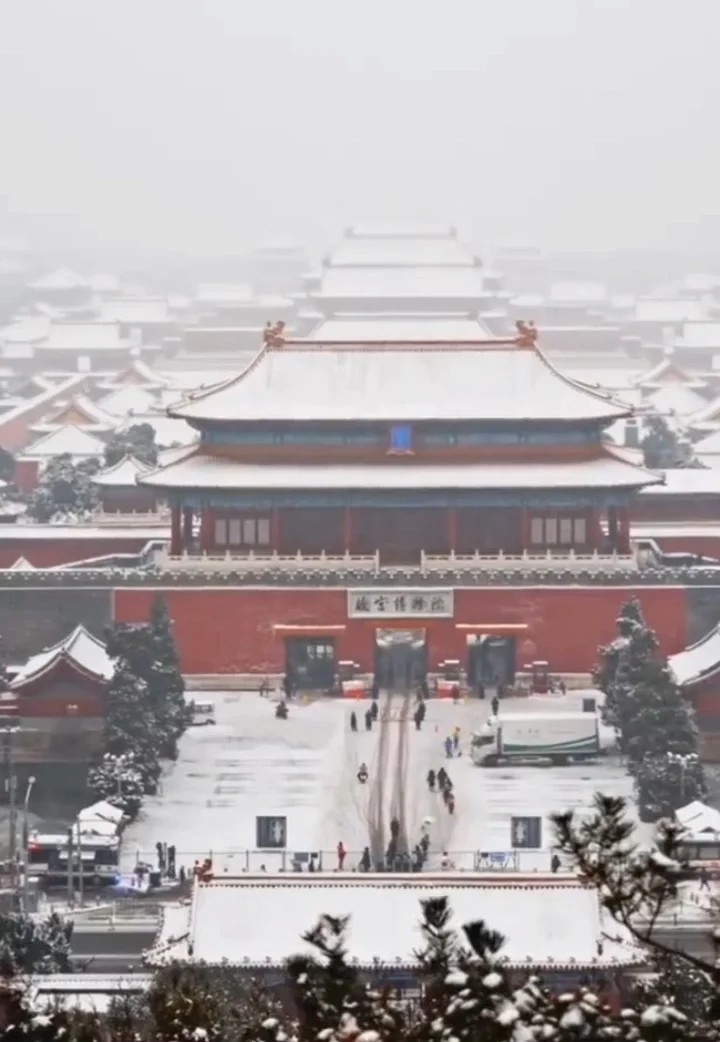 北京初雪最新实况😭酒店大跌已杀疯.....
