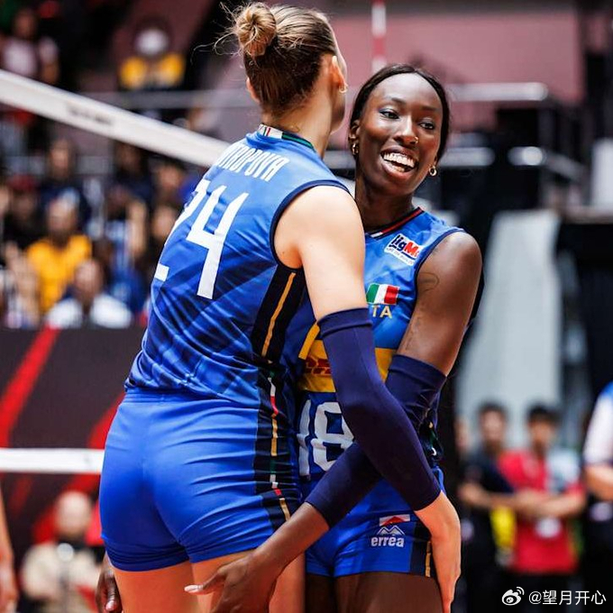 【安娃谈到和艾格努竞争】叶卡捷琳娜·安特罗波娃谈她与保拉·埃戈努在国家队中的竞争