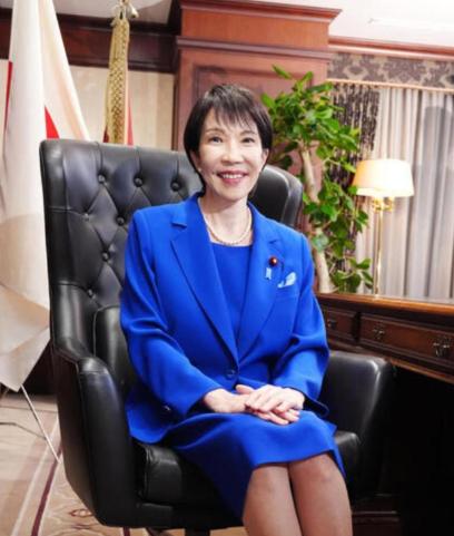 一克稀土都不卖，
让日本只能干瞪着流口水，
中方就不卖！


稀土的事，
没有任