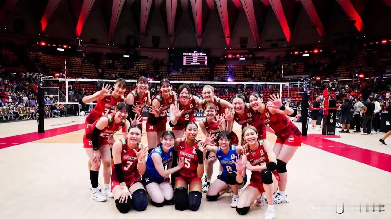 日本女排拿牌！？前几天有人和我说日本女排应该能够拿牌，我还有点不屑。尽管日本女排