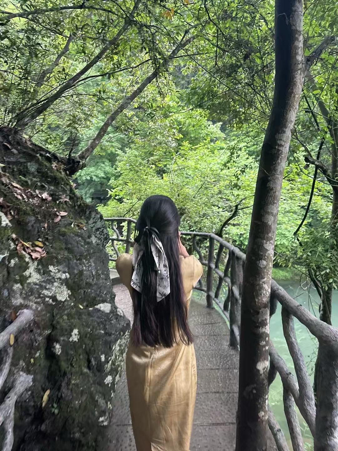 如果有一天你发达了，达官显贵，衣食丰足，要答应一件事，看见困苦的孤儿寡...