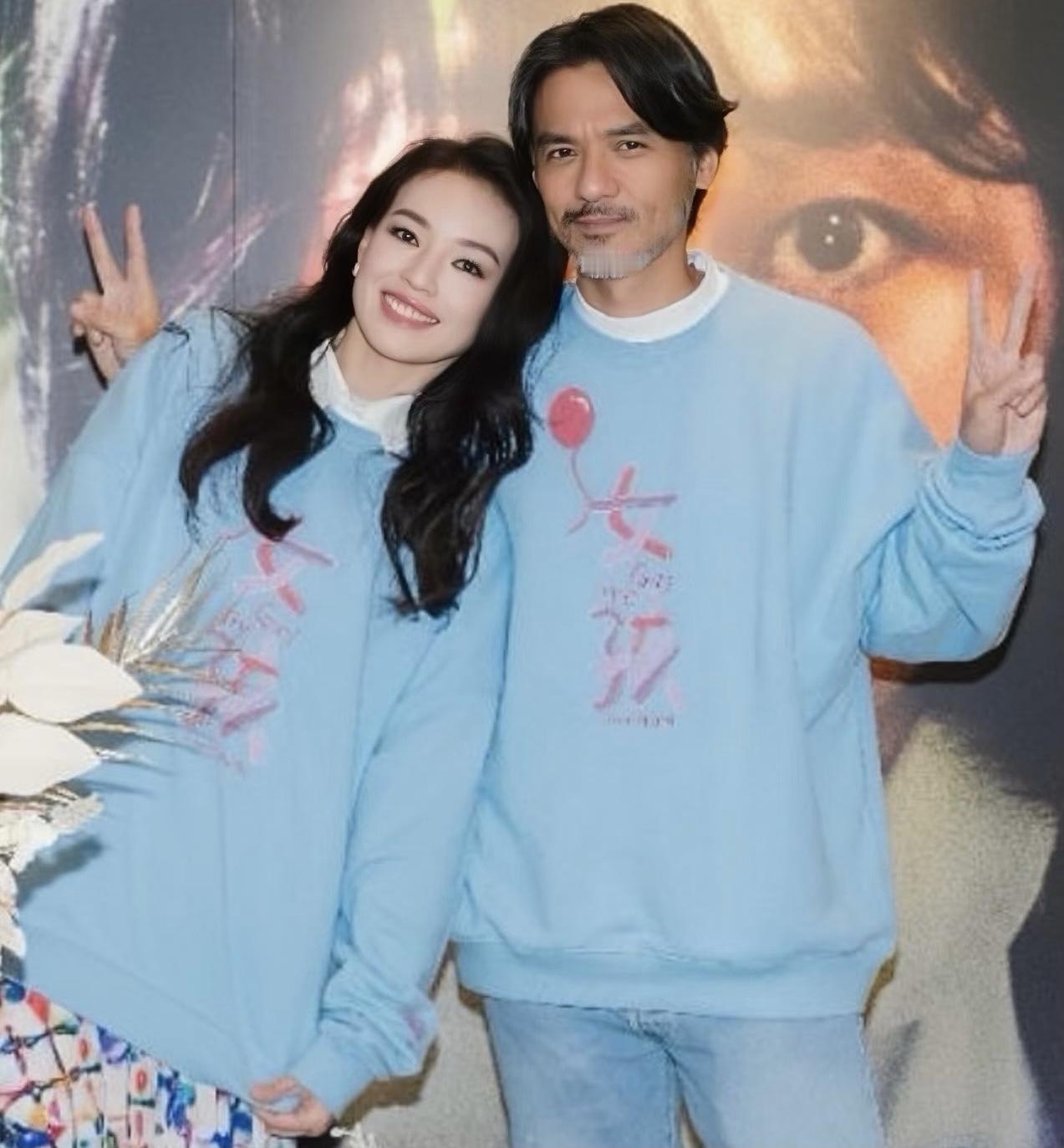 这下好了，一次访谈节目，

舒淇的心思彻底藏不住了，

原来她和冯德伦结婚9年没