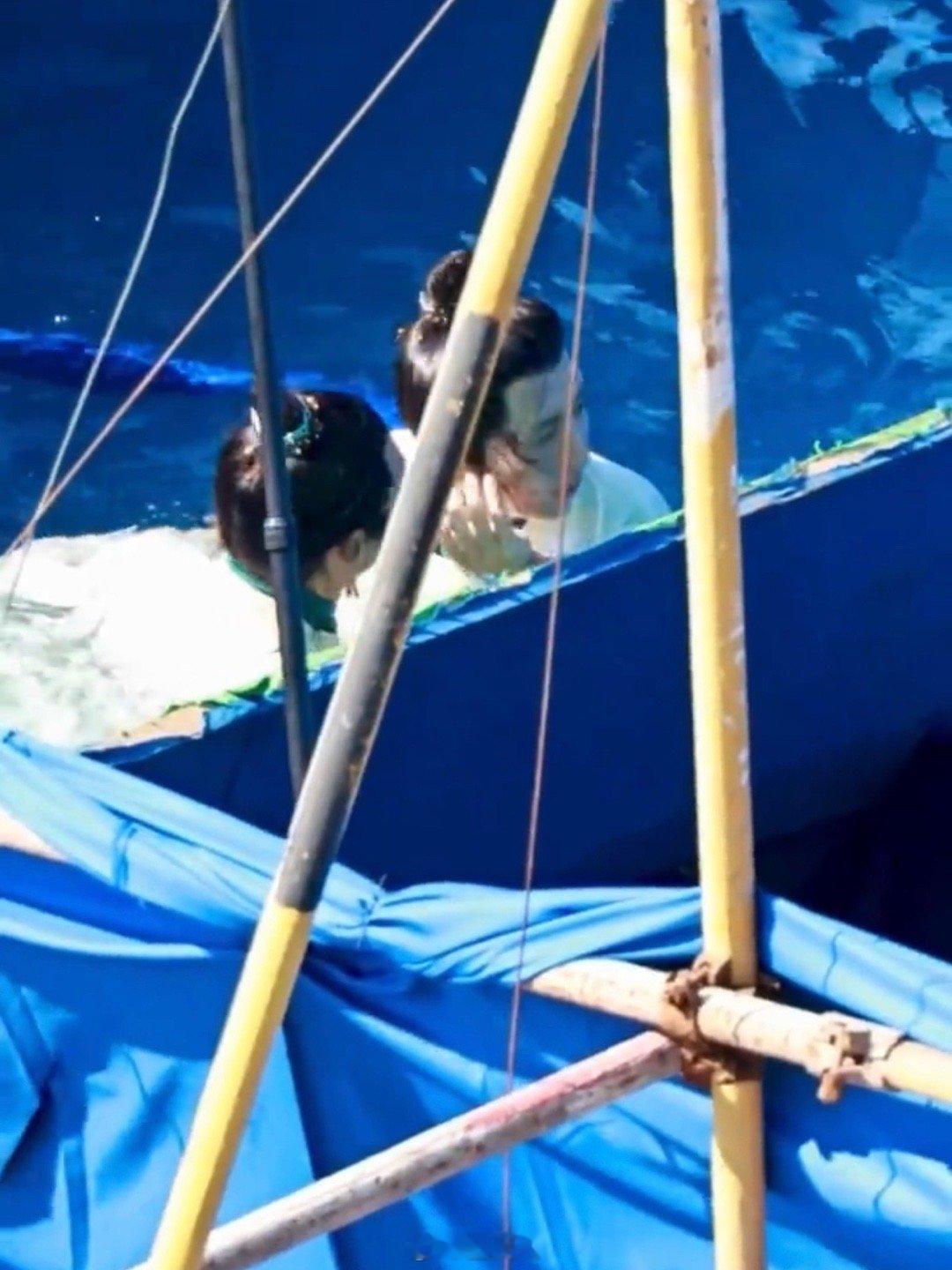 成毅拍戏撞到额头 已经开始心疼成毅了啊，成毅在电视剧《两京十五日》的片场新路透来