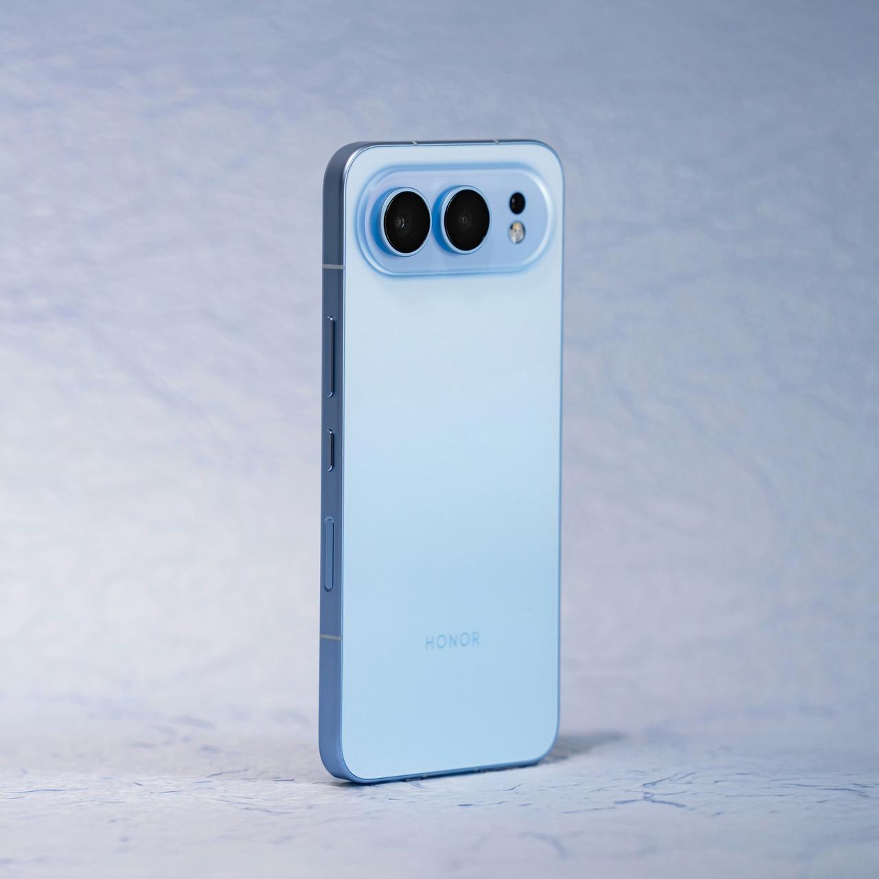 荣耀500系列汇总，目前线下几款机型中，比较有吸引力的两款。

荣耀500标准版