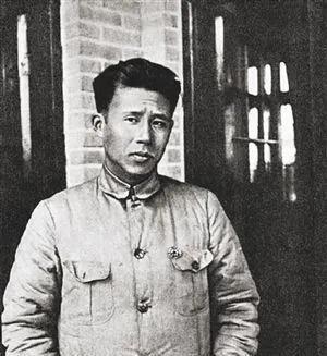 1933年2月，陈赓和廖承志在上海法租界先后被捕，廖承志一副贪生怕死的样子主动提