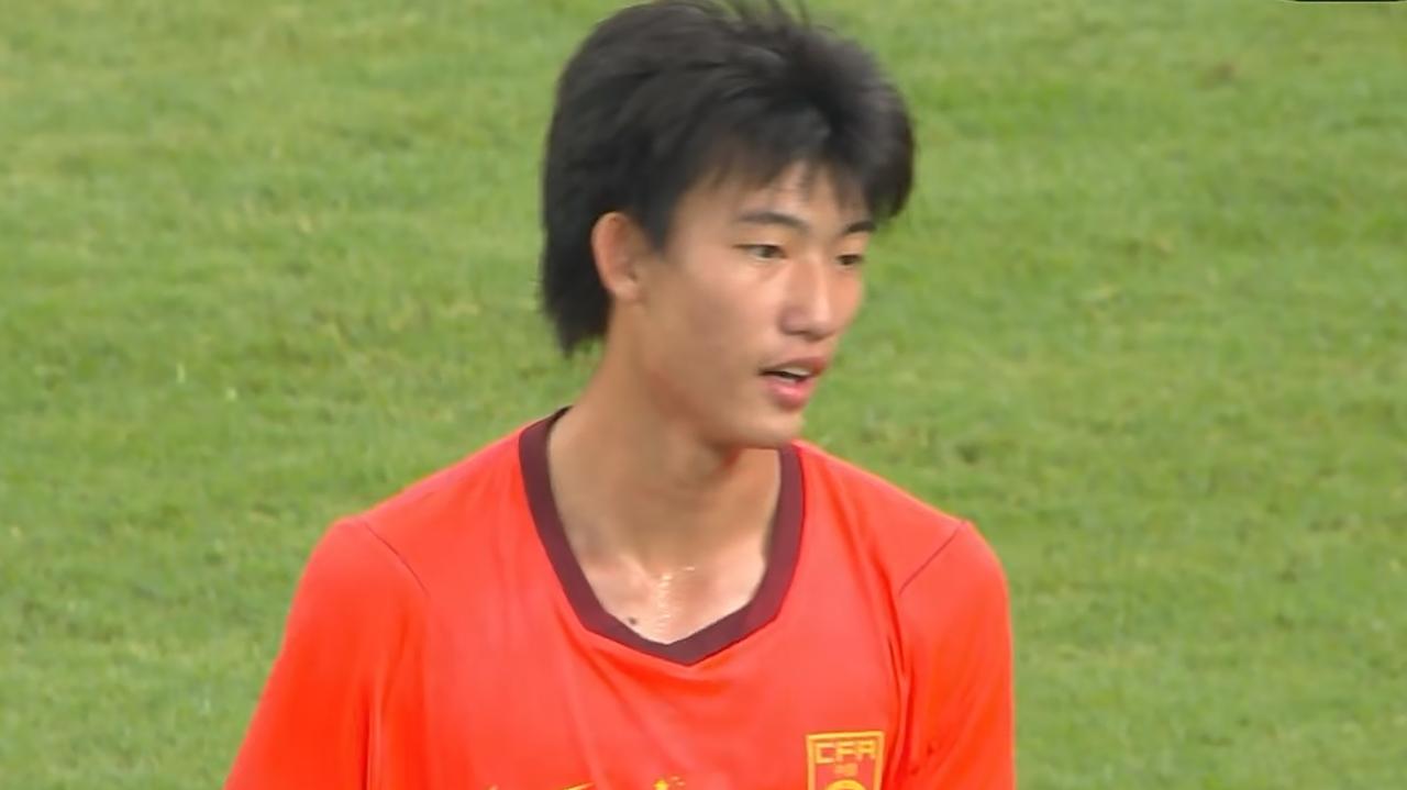 上海明日之星冠军杯一夜积分榜更新！
U17国足3-2阿森纳，暂列榜首！
上海队3