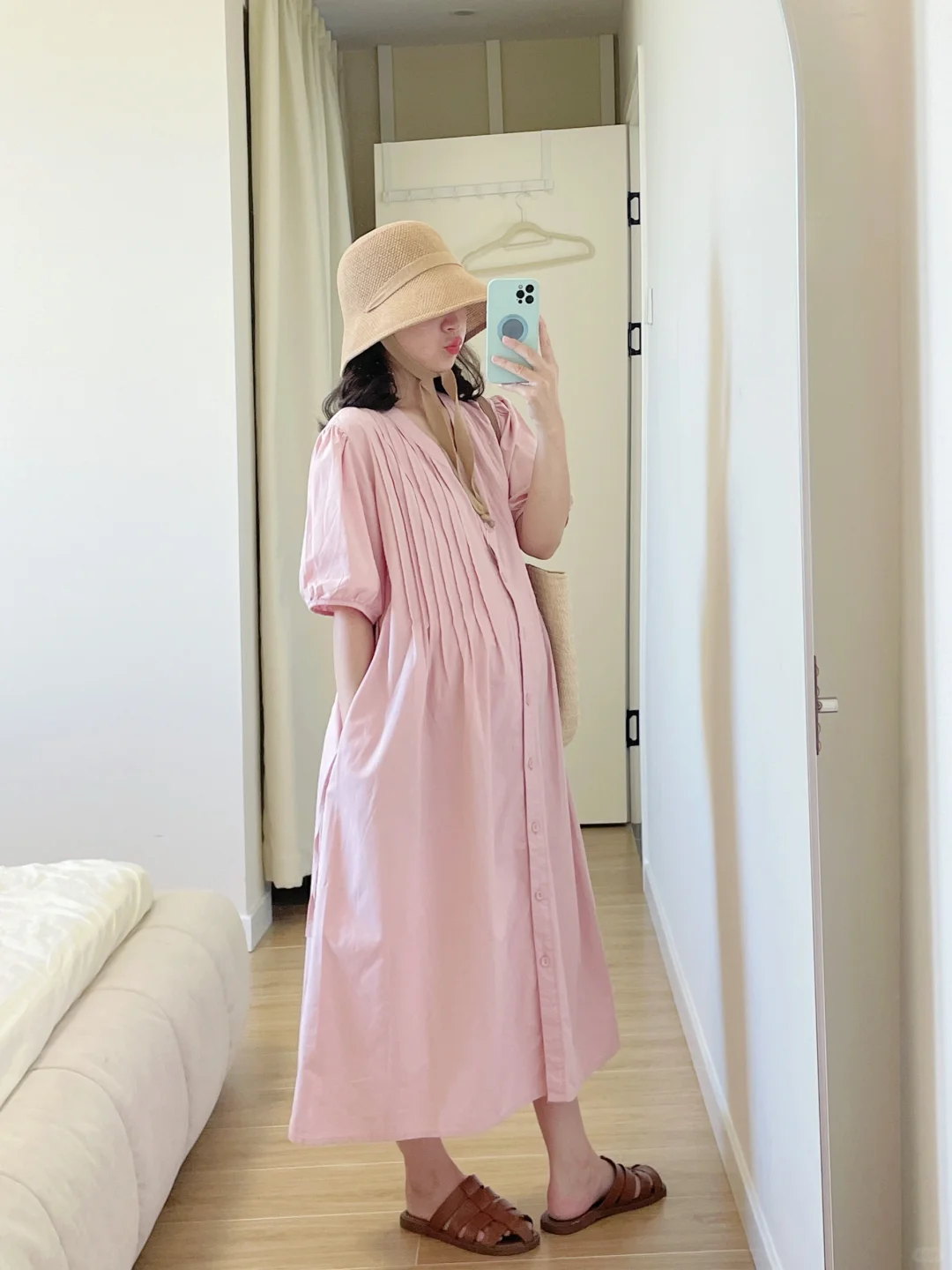 孕期没法拒绝粉色的裙裙呀～好嫩💗