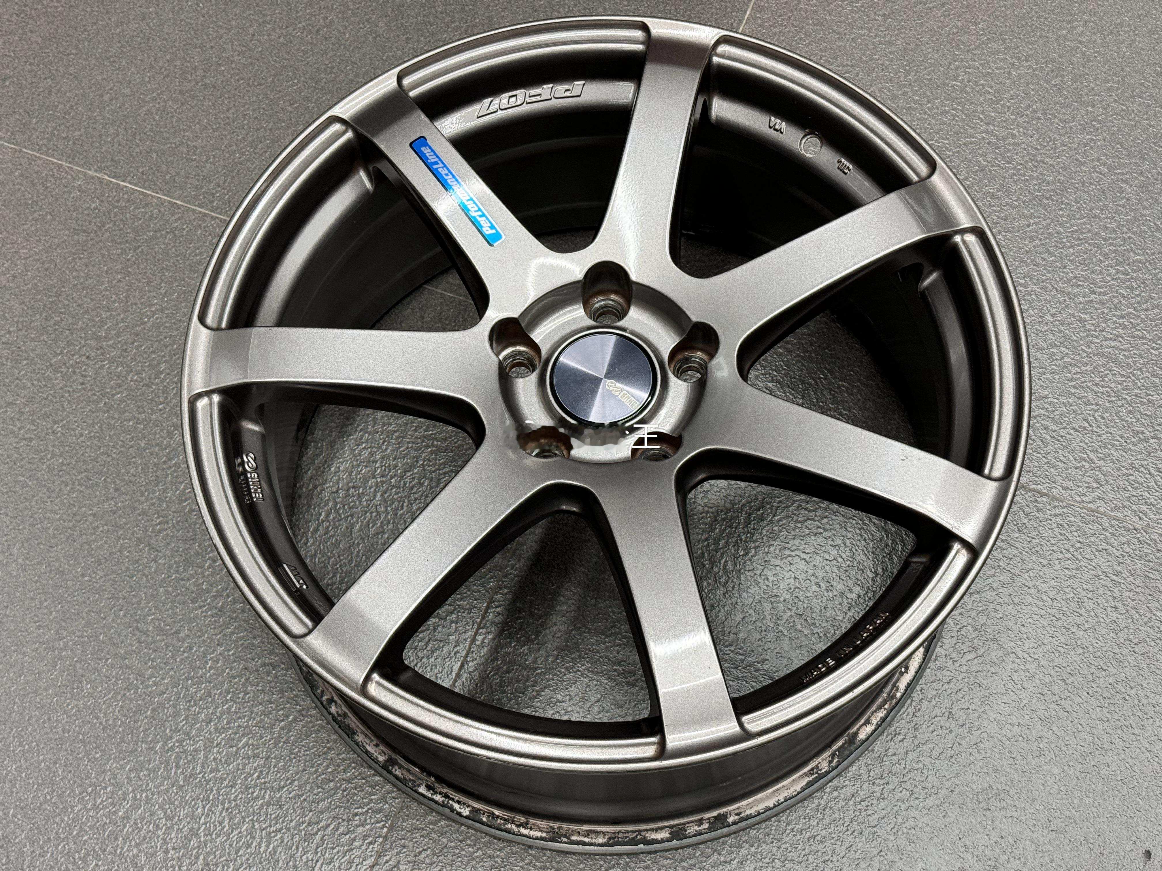 心情件： 日本进口ENKEI PF07 数据：18寸 8J  ET45 5*11