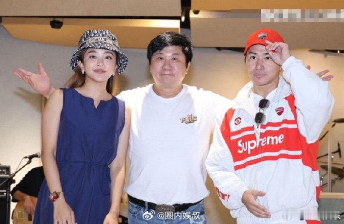 欧弟官宣将要再婚，新女友去年五月被曝怀孕。据台媒7月18日报道，欧弟在媒体探班采