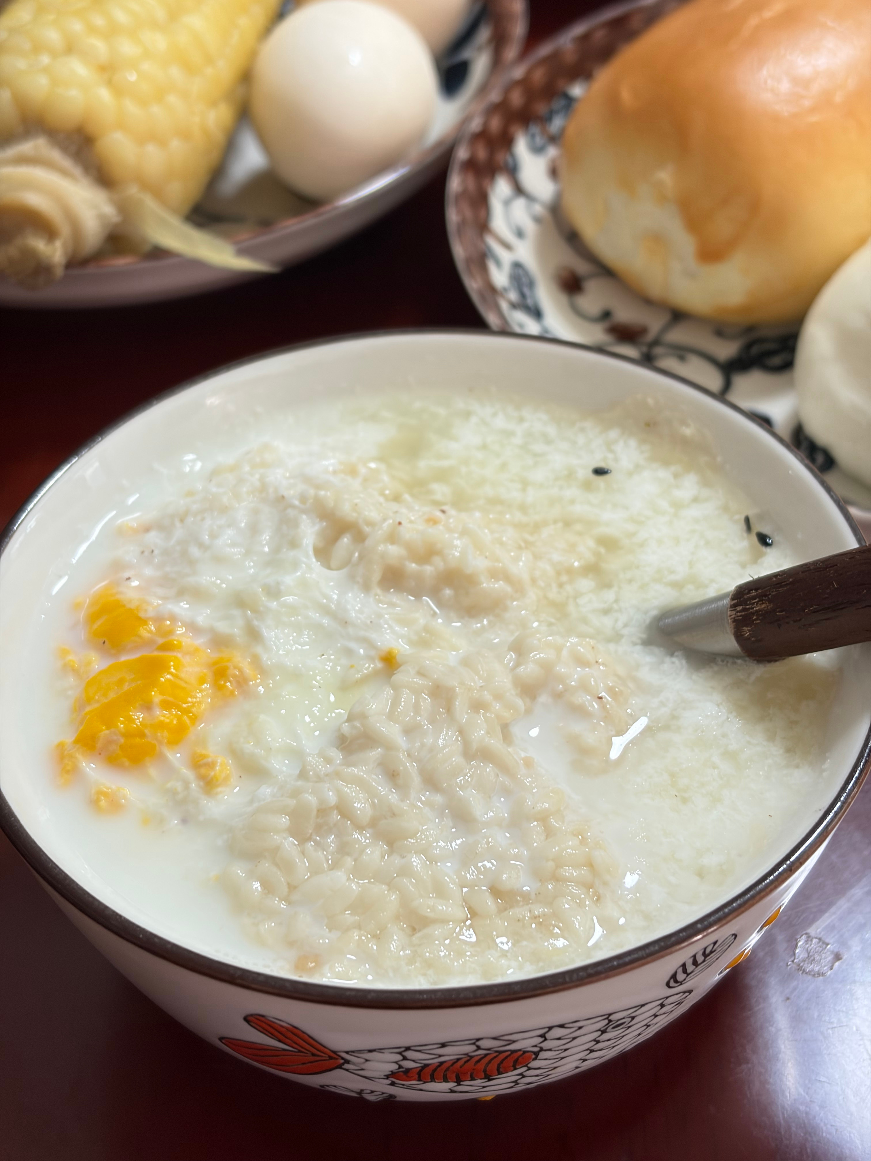 早饭要吃饱