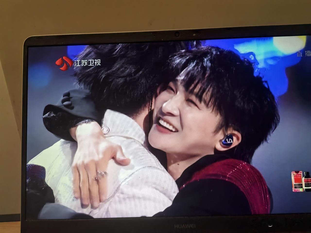 音乐缘计划第二季没有把这首《占有》唱火，当初是由欧阳娜娜和RED来唱的，唱功确实