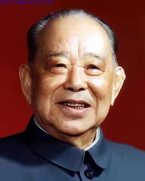 开国中将怒批职级太低，藏着对有功之臣的真心敬重
 
1979年，成都。开国中将廖