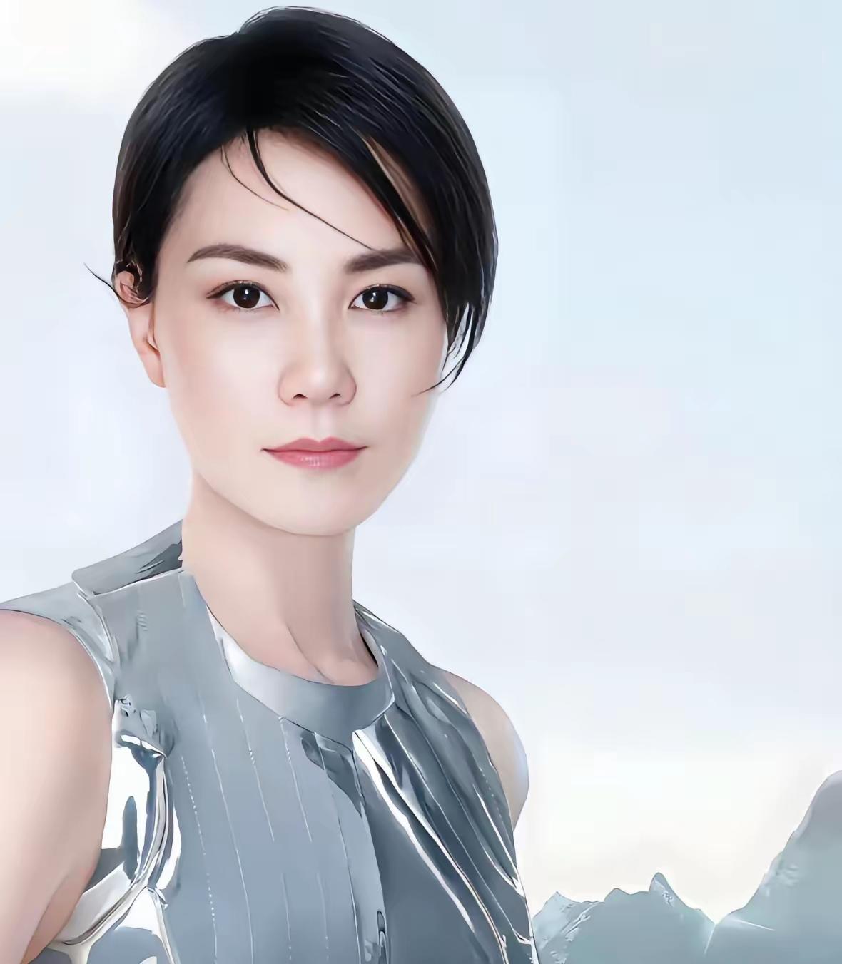 王菲，真有你的！
5月30日，王菲突然引发热议。
原因是，谢霆锋鸟巢演唱会，王菲