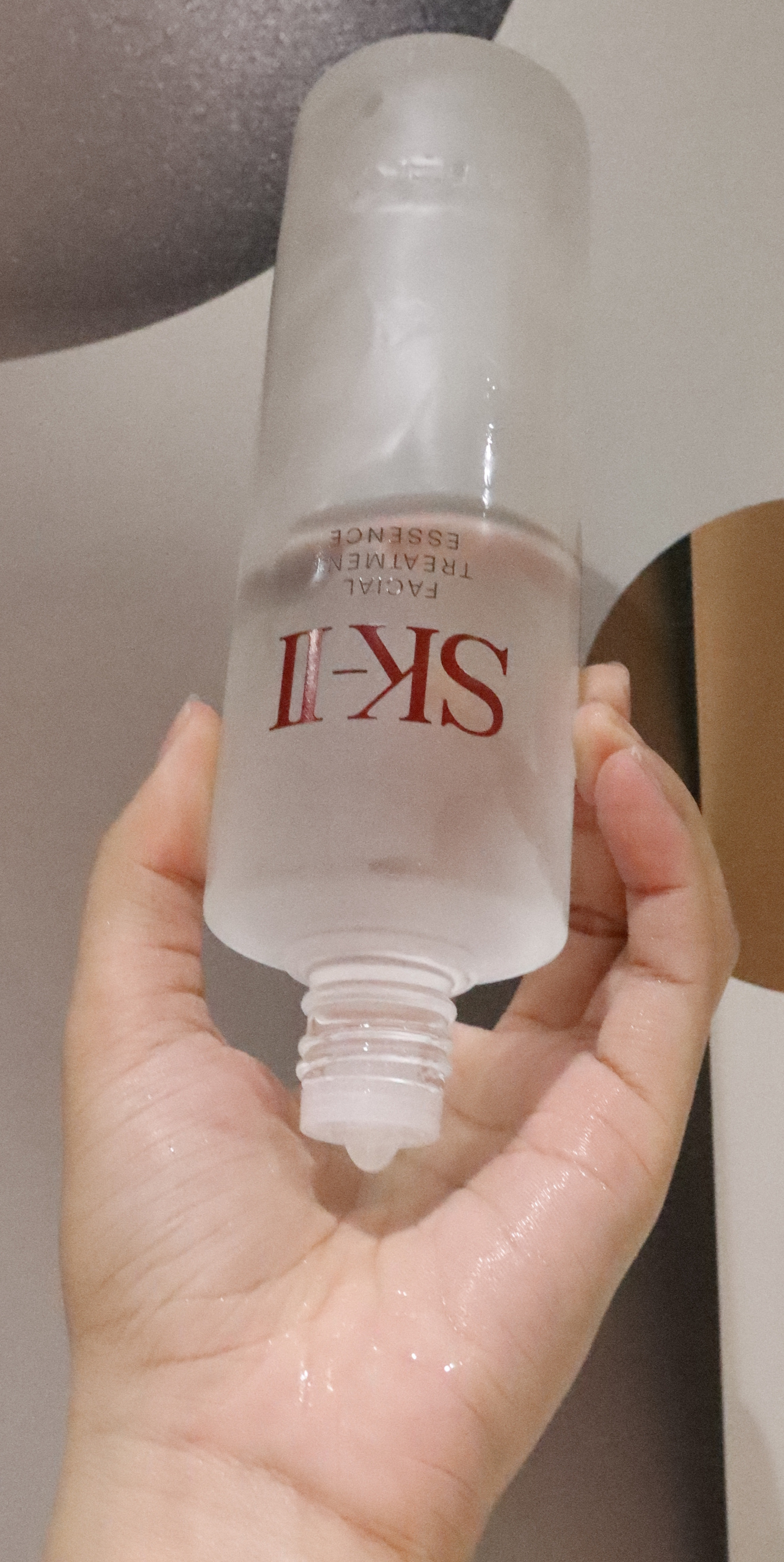 我发誓！SK2神仙水真的可以让油痘肌变得巨巨巨巨巨细腻！平闭口，控油效果太好啦！