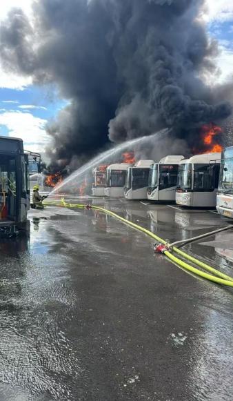 伊朗第四波报复来了，巴林美军被炸，阿联酋美军基地被炸，科威特被炸，以色列多地被炸