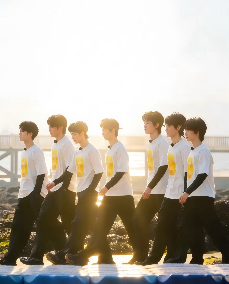 时团参加跑男这期到底有多夯 谁懂啊！白鹿一句“那期很好看”直接勾得人抓心挠肝，时