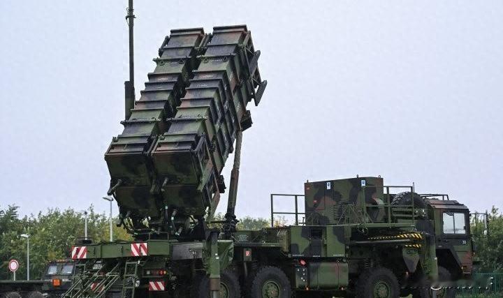 德国两套“爱国者”入乌！能拦“锆石”“匕首”？基辅防空大升级

来源:东风且徐行