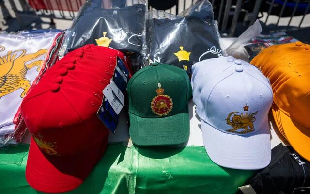 伊朗体育部长艾哈迈德·多尼亚马利6月10日向国际足联发出警告，他表示，若在世界杯