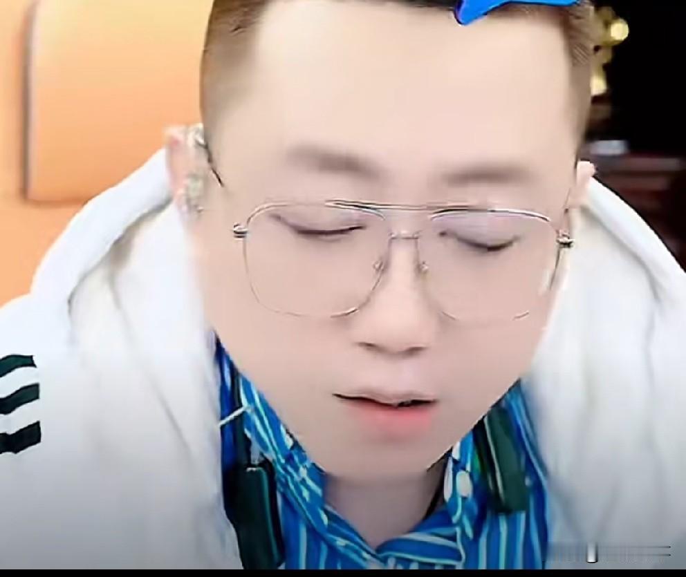 巴扎黑需要陪伴，王小源、刘一手收消息即刻前往杭州！

         巴扎黑回