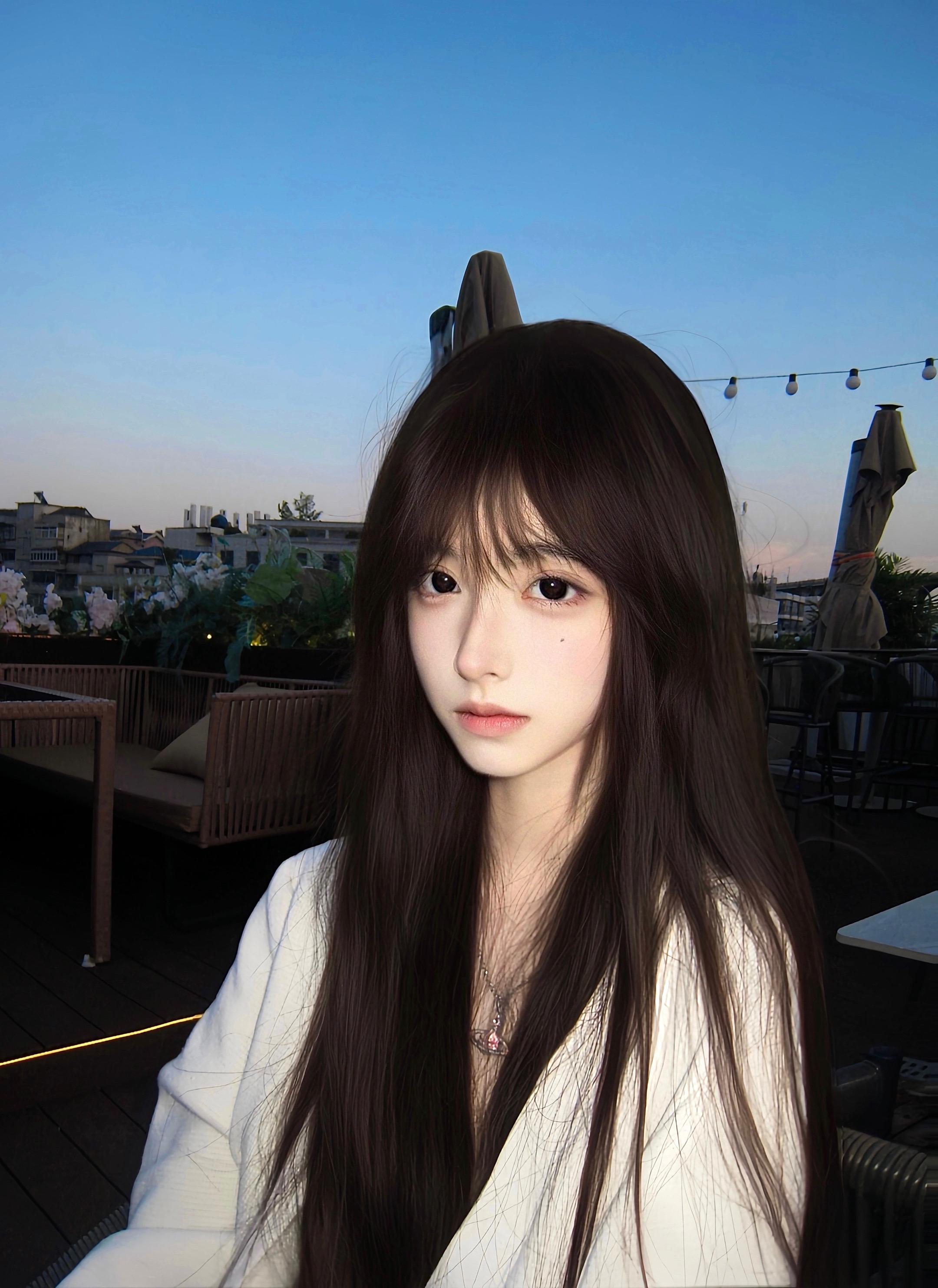 我说我喜欢你 你说然后呢 我说和你在一起 你说然后呢 然后就一起活着啊...