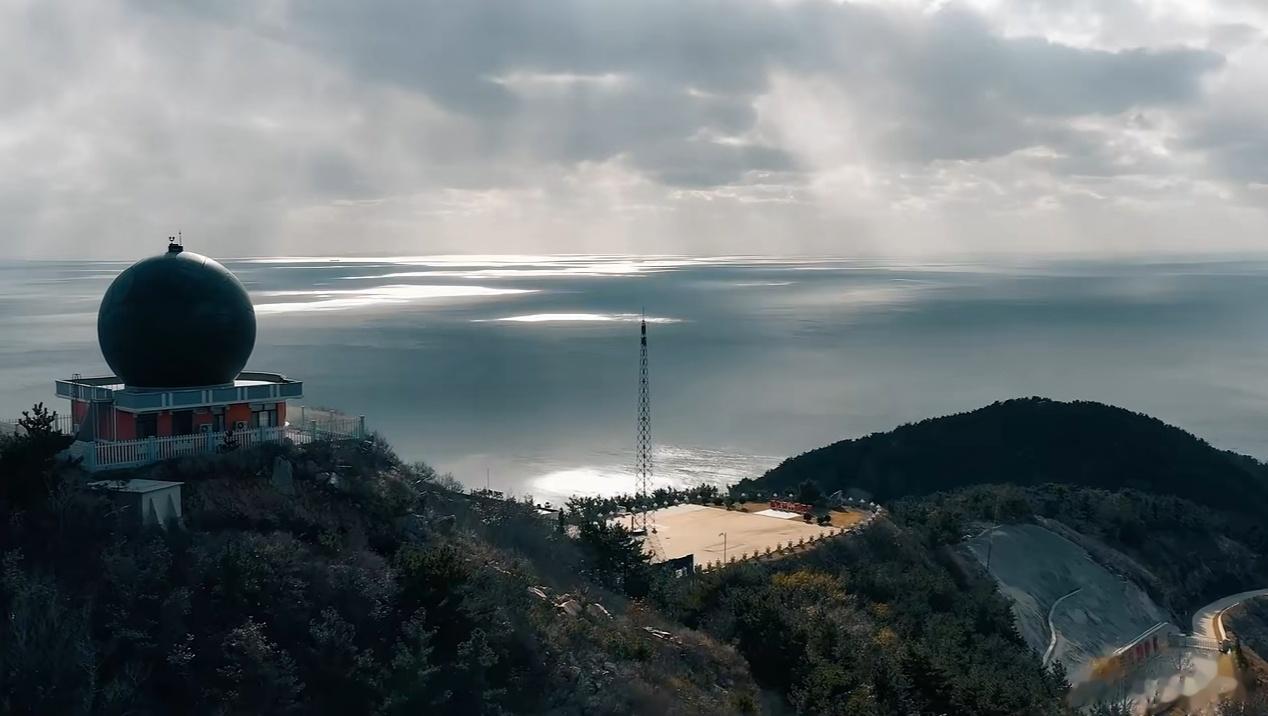 海军某基地的测海量天的导弹测控兵 ​​​