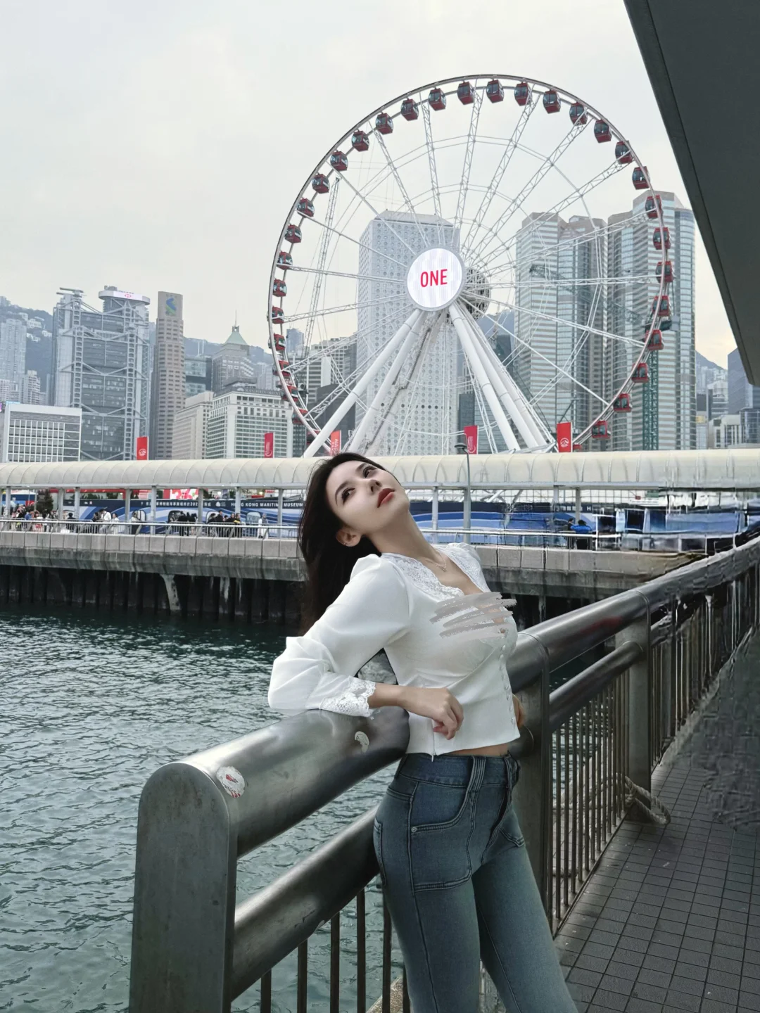 谁许你天上人间，谁同你恨海情天