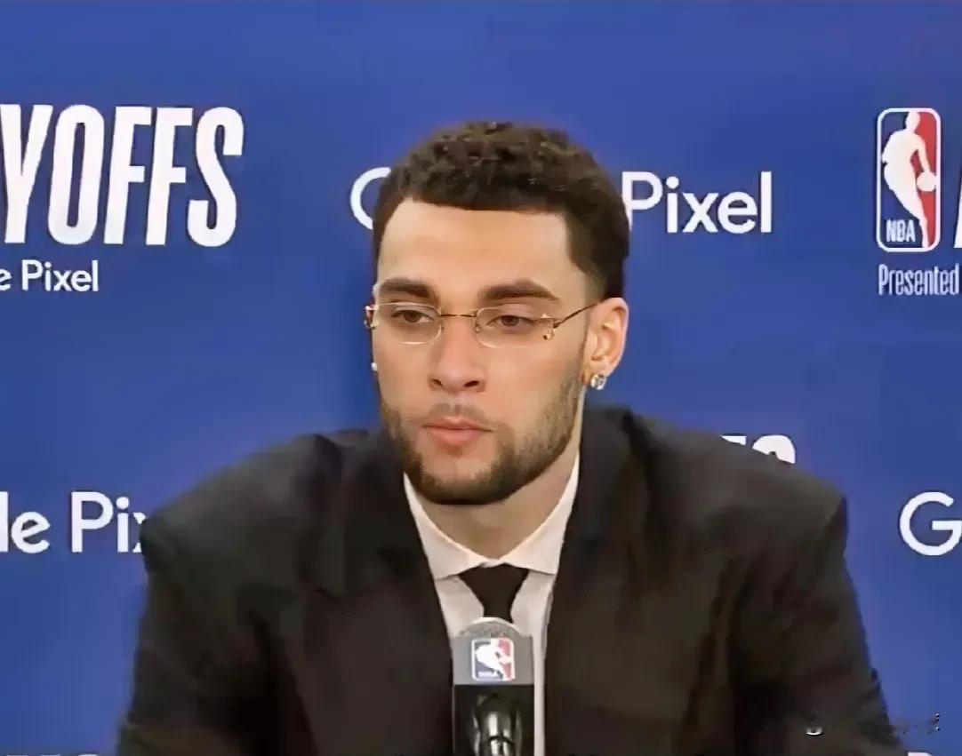 谁出的馊主意？NBA管理层劝湖人去追求拉文？

且不说拉文现在能力下滑，拉文的职