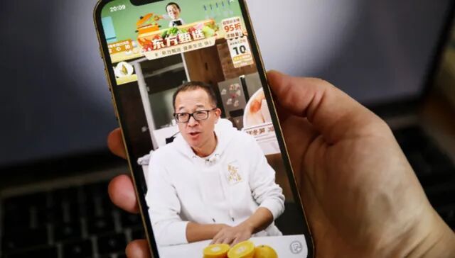 【东方甄选月薪3万招线下首店店长】12月3日，据北京商报，东方甄选CEO、新东方