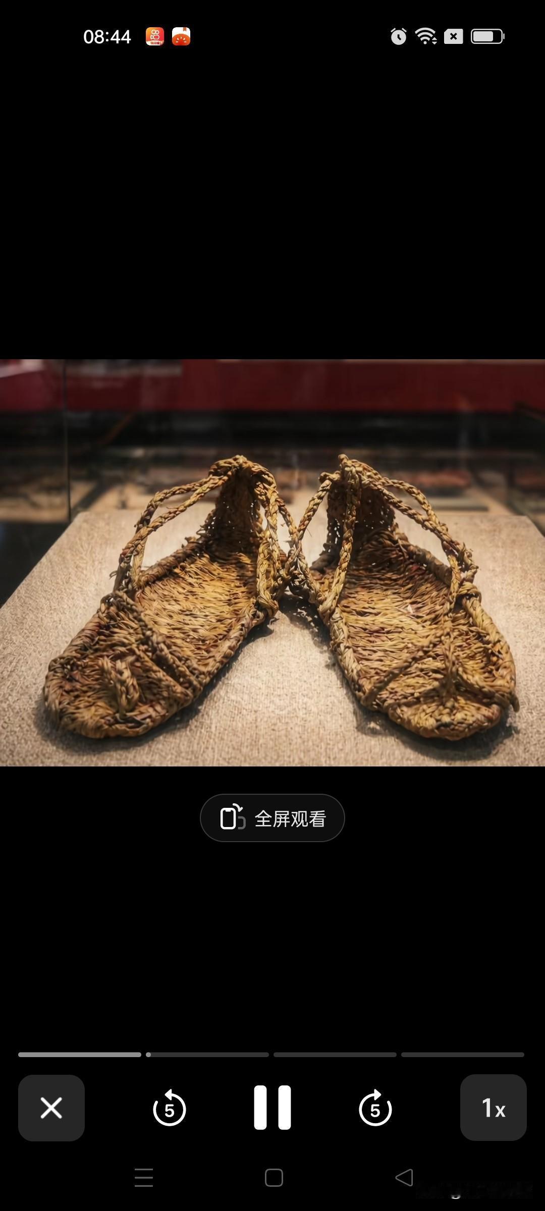 一双草鞋，就是一代人的命！年轻人，请永远记住他们
 
最戳心的从来不是展品本身，
