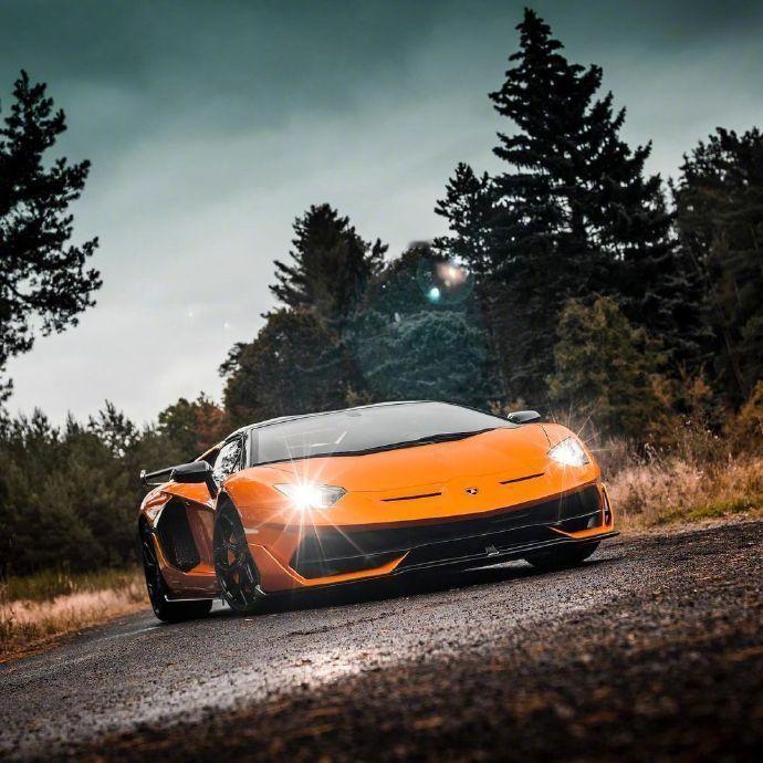 这款车漂亮吗？[doge] ​​​