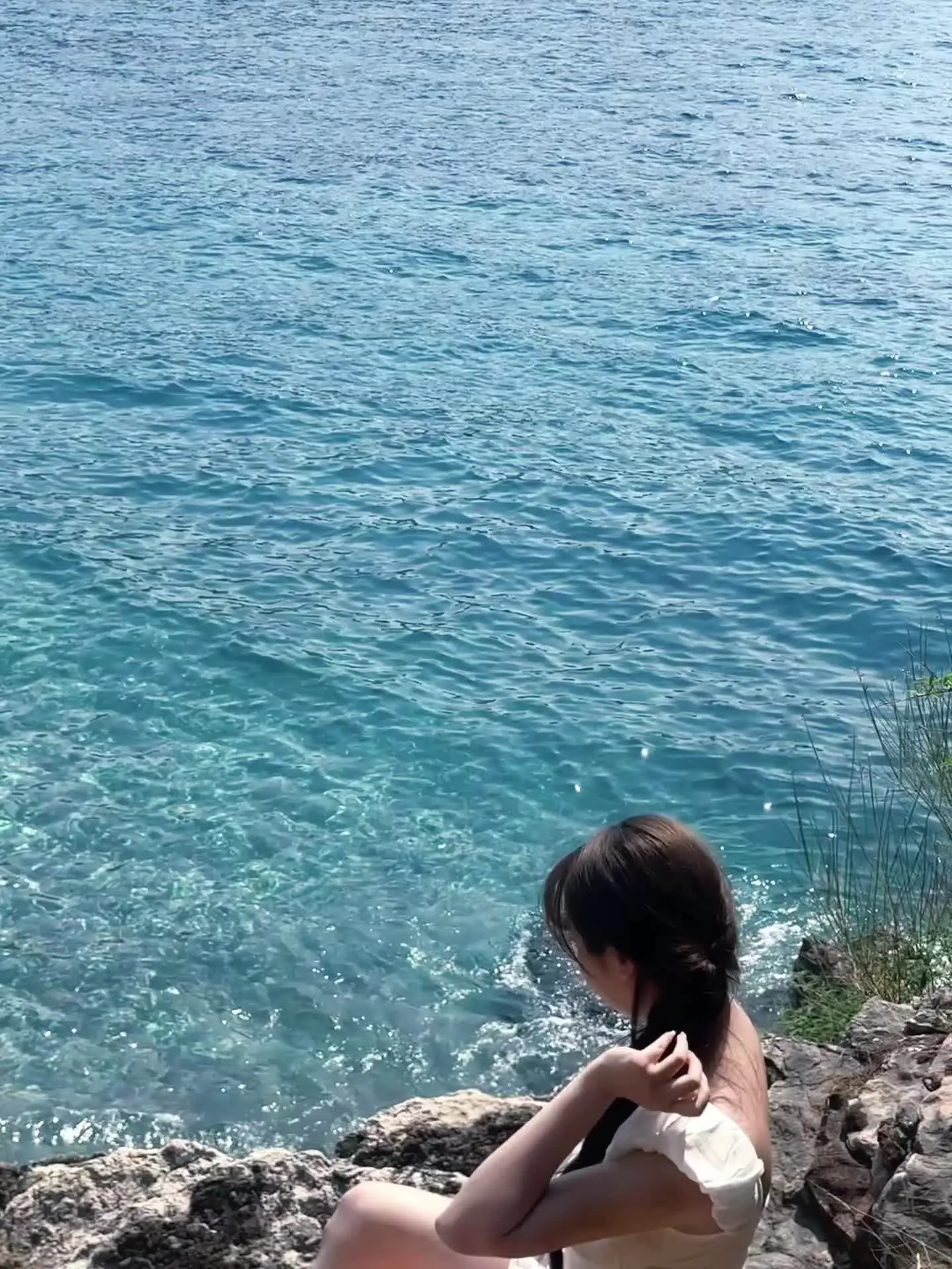 Fragment…🐟💧💭 “𝗹𝗶𝘃𝗲的意义是让𝗹𝗶?...