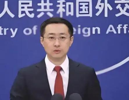中国外交部发表声明，

6月8日，北京的外交部例行记者会上，发言人林剑面对法新社