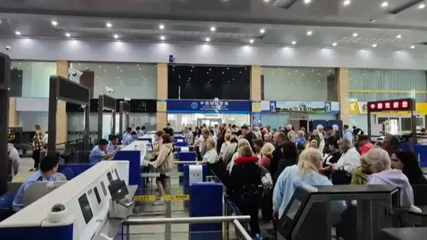 伴随着免签政策红利的持续释放，入境游在这个春天迎来了显著升温。这一利好政策如同强